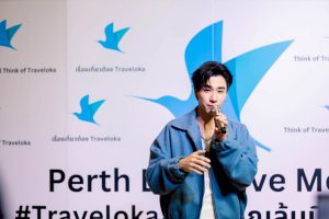 Fan meeting